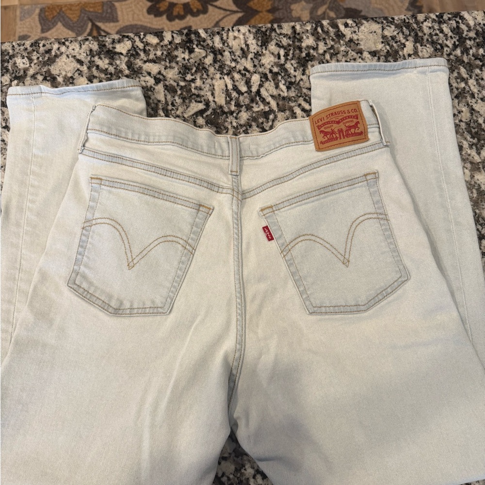 Levi's Light Wash Wedgie straight 32x28